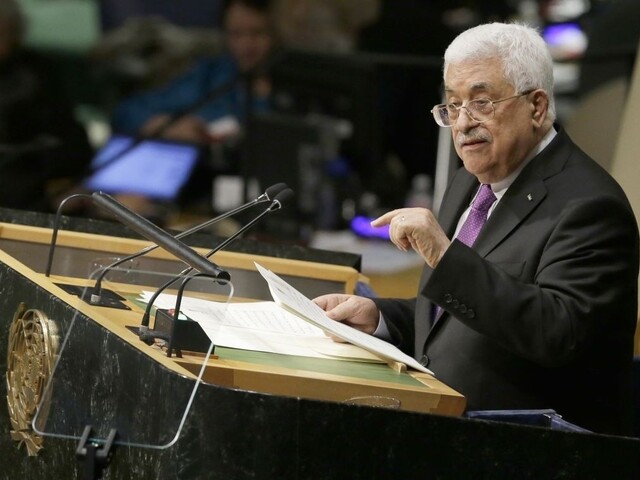 Palestínsky prezident žiada svet o pomoc, obáva sa svätej vojny