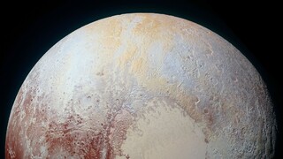 Pluto môžete skúmať v obrovskom rozlíšení, nové zábery žiaria farbami