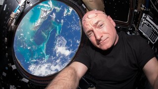 Scott Kelly prekonal americký rekord. Vo vesmíre je už 383 dní