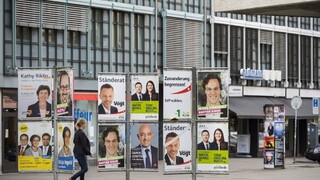Švajčiari si zvolili nový parlament. Vyhrala antiimigračná strana