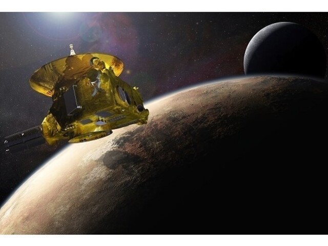 Sonda New Horizons poslala prvé snímky Kerbera, malého mesiaca Pluta