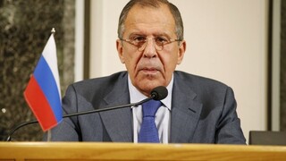 Rusko je pripravené podporiť náletmi Slobodnú sýrsku armádu, oznámil Lavrov