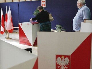Pri rozhodovaní voličov zohrajú úlohu náboženstvo, prísľuby i spomienky