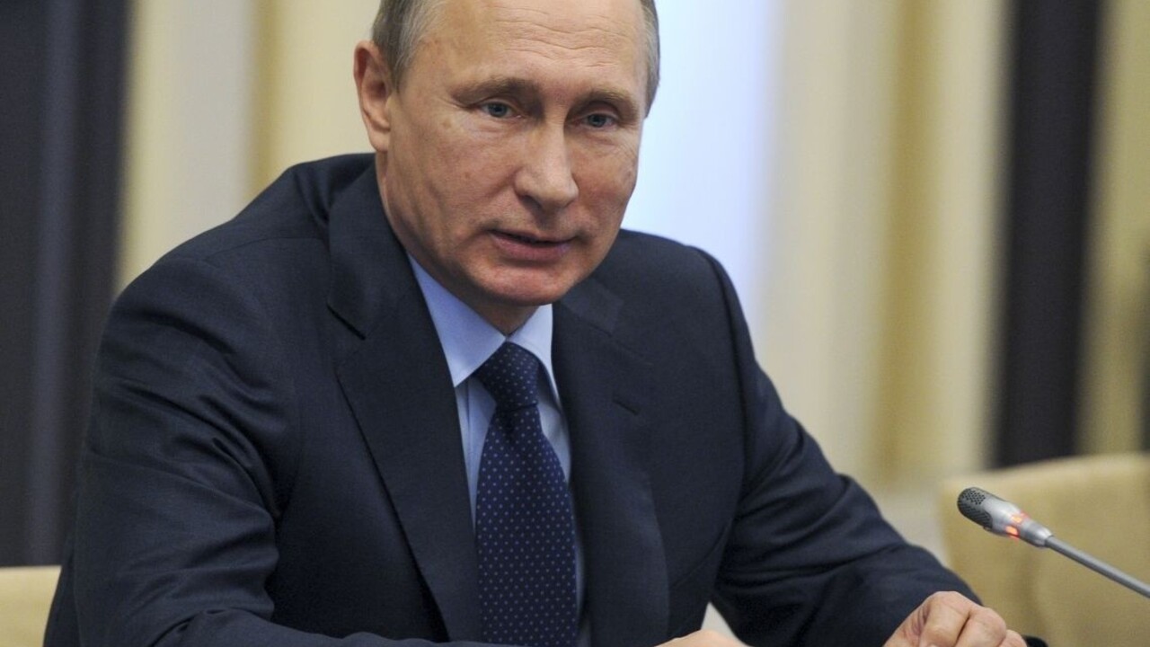 Žiadna krajina nie je schopná sama efektívne bojovať proti terorizmu, varoval Putin