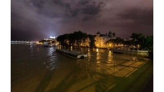 Vo vodách Dunaja zahynuli mnohí, v Bratislave si ich pripomenuli pietnym aktom