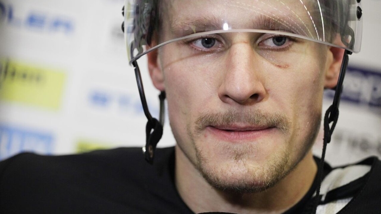 Pánik sa priblížil NHL, v noci odohral vydarený zápas