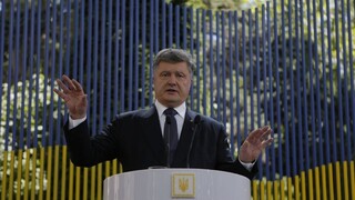 Z desiatky najbohatších Ukrajincov zbohatol minulý rok len prezident Porošenko