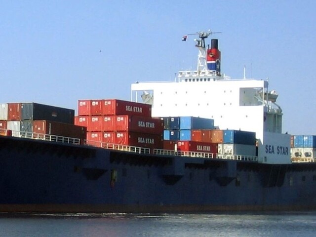 Pri Bahamách mali objaviť trosky lode El Faro, ktorú potopil hurikán