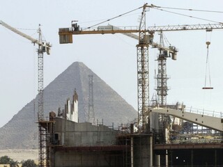 Pyramídy postavil biblický patriarcha, vyhlasuje favorit v boji o Biely dom