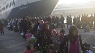 Grécki námorníci ukončili štrajk, utečenecká vlna sa dala opäť do pohybu