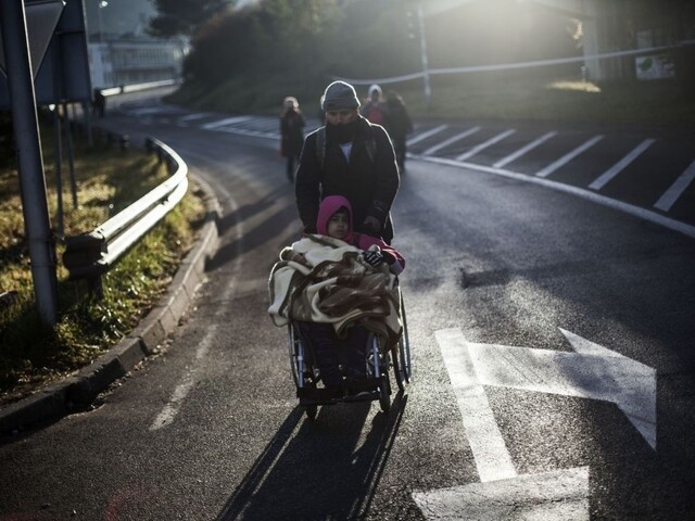 Maďarskí policajti idú pomáhať Slovincom s náporom migrantom