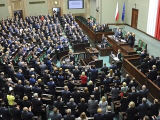 Novým predsedom Senátu sa stal Stanislaw Karczewski