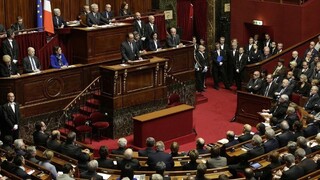 Francúzsko je vo vojne: Hollande zintenzívňuje boj proti Islamskému štátu