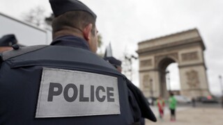 Francúzi požiadali EÚ o pomoc, v Alsdorfe zatkli sedem osôb