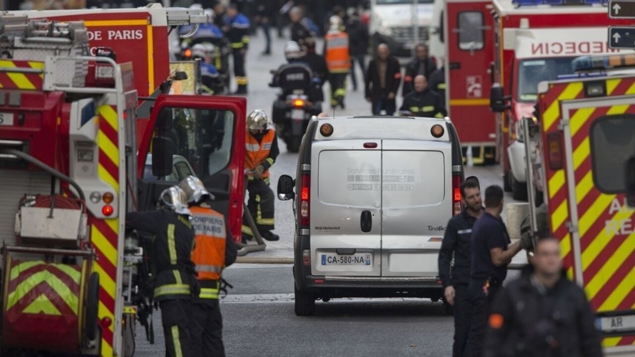 Francúzska polícia rozbila teroristickú bunku, ktorá chcela spáchať ďalší útok