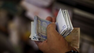 ECB znížila gréckym bankám strop núdzovej likvidity o 300 miliónov