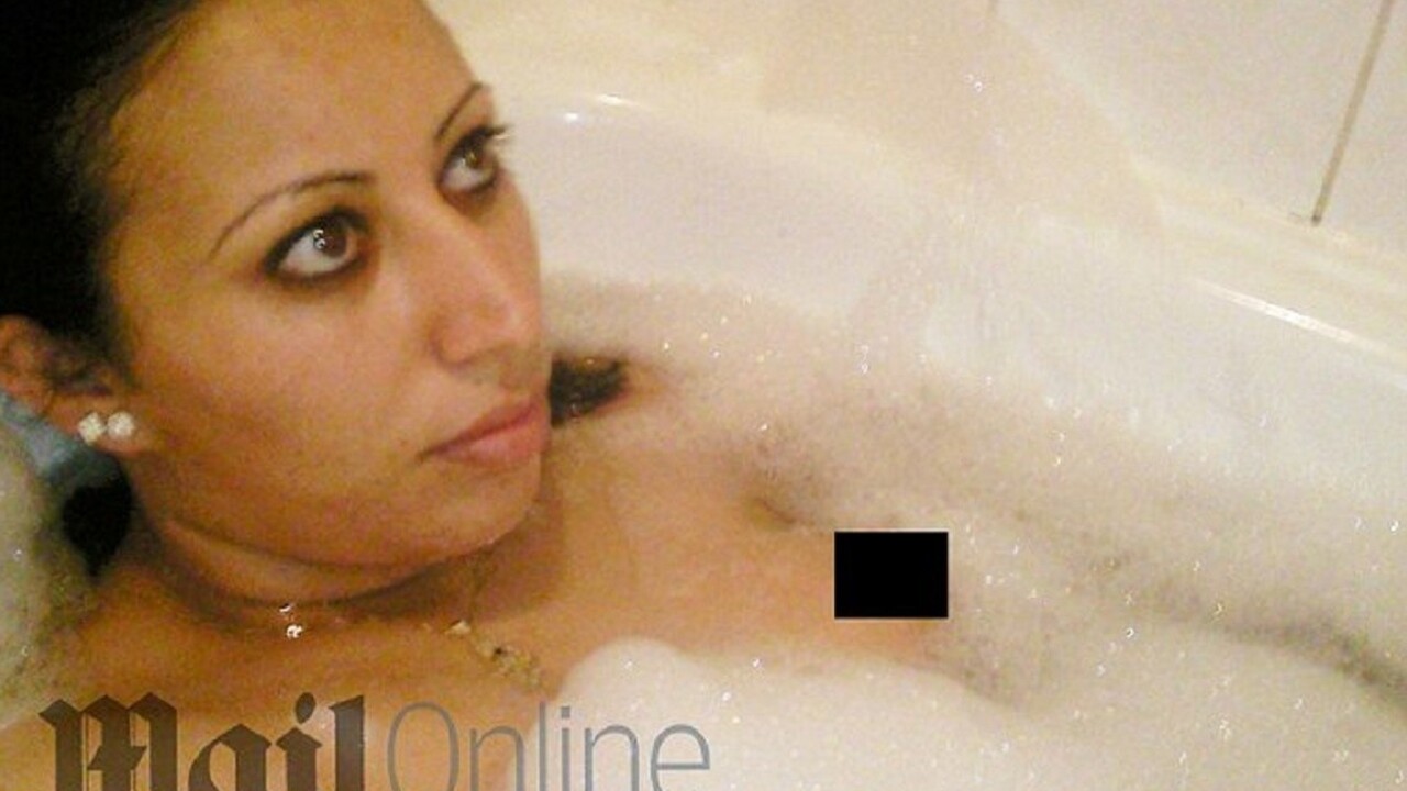 Dcére vymyli mozog, tvrdí matka parížskej samovražednej atentátničky