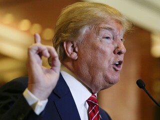 Trump chce sledovať moslimov, spomína sa nacizmus