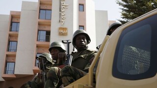 Pri rukojemníckej dráme v Bamaku zahynuli aj cudzinci