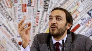 Pre únik informácií z Vatikánu obžalujú päť osôb