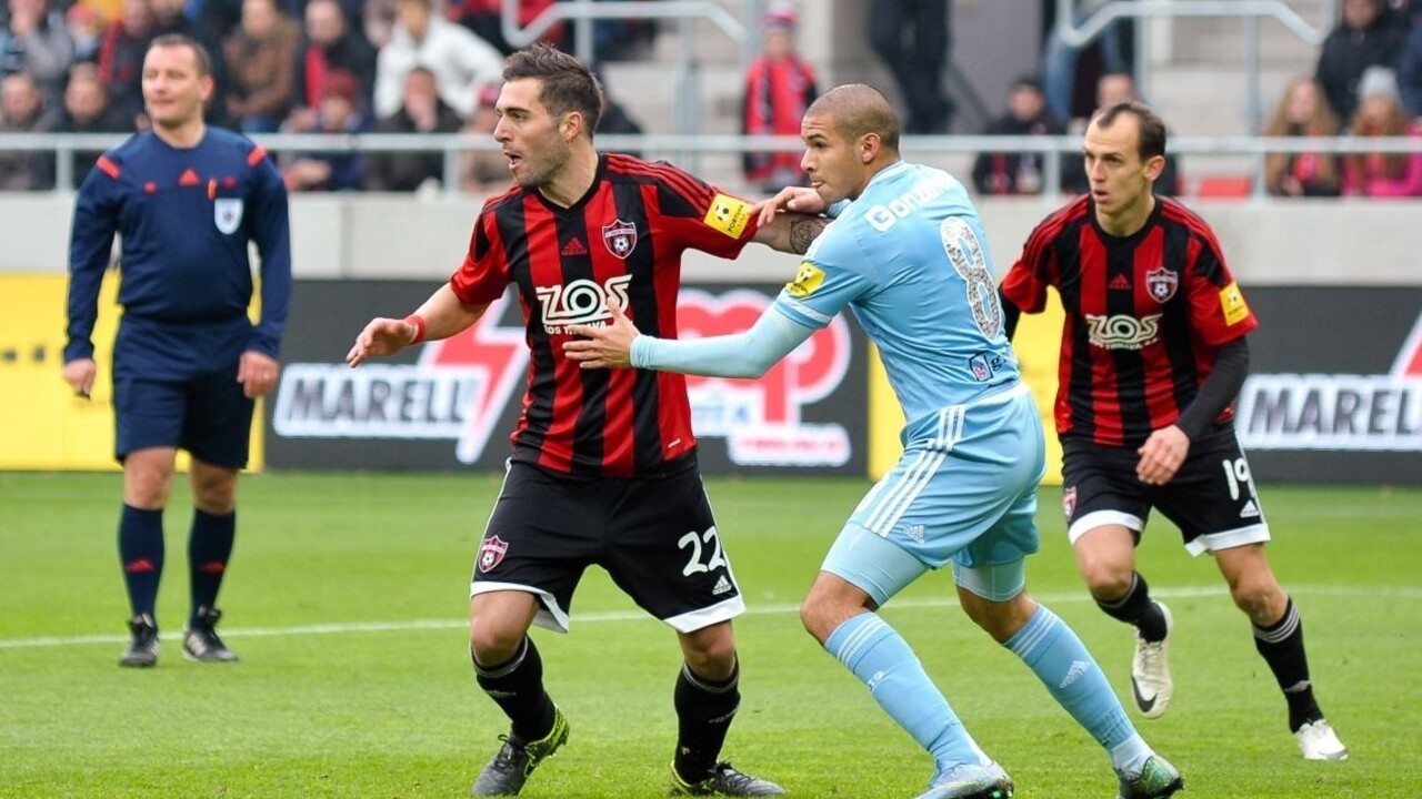 Šláger Trnavy so Slovanom prilákal divákov, gól ale nevideli