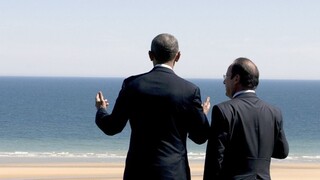 Hollande a Obama budú spolu hovoriť o terorizme