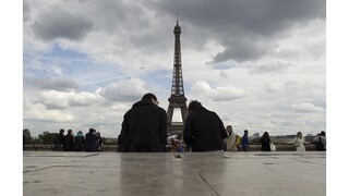 V Paríži výrazne poklesla návštevnosť barov a reštaurácií