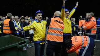 Terorizmus prinútil organizátorov ME vo futbale výrazne zvýšiť bezpečnosť