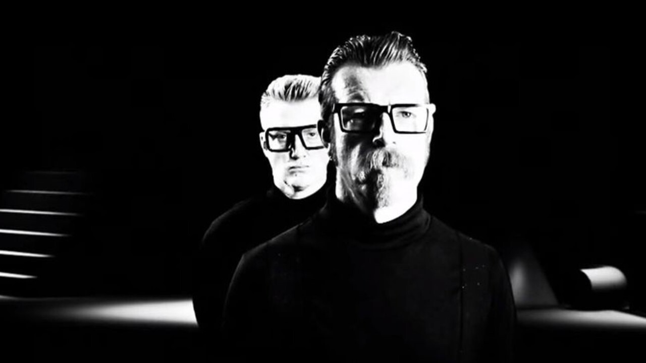 Skupina Eagles of Death Metal sa chce po masakre vrátiť do parížskeho klubu