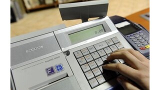 Česi zvažujú zaviesť registračné pokladnice napojené na internet