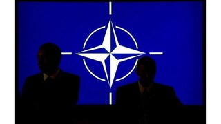 Šéf poľskej diplomacie navrhuje zmenu zmluvy s NATO