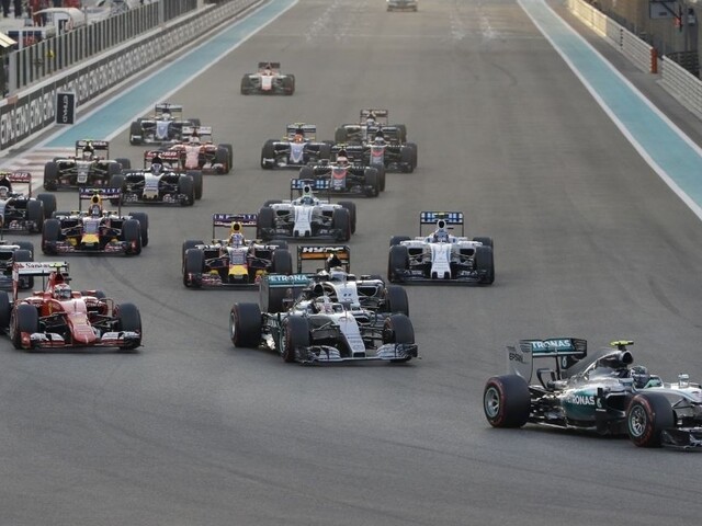 Rosberg vyhral záverečnú VC v Abú Zabí pred majstrom sveta Hamiltonom