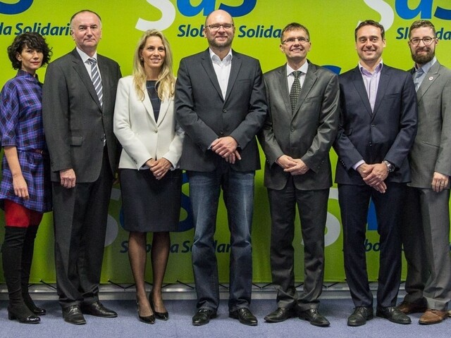 Sulíkovci predstavili kandidátku, v prvej desiatke Jurzyca aj Poliačik