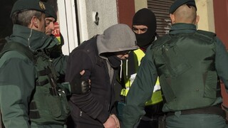 Zatkli členov džihádistickej bunky, pápežovi sa vyhrážali smrťou