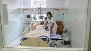 V nemocniciach sa napriek výpovediam sestier o pacientov postarajú, sľubuje Čislák