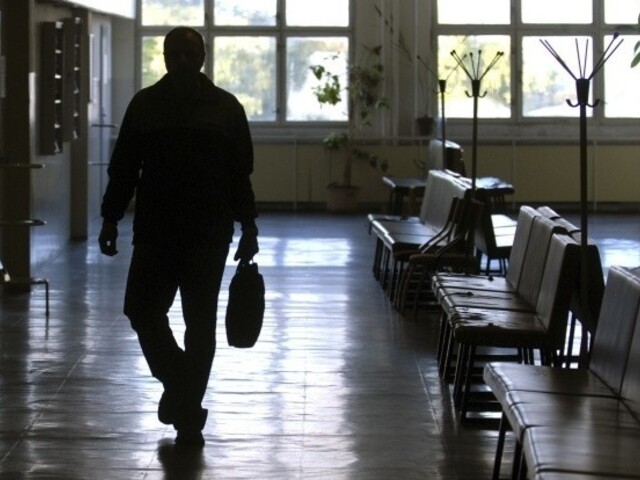 HIV nemusí zabíjať, smrteľná choroba sa zmenila na chronickú