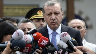 Turecký premiér kontruje: Máme dôkazy o zapletení Ruska do pašovania ropy