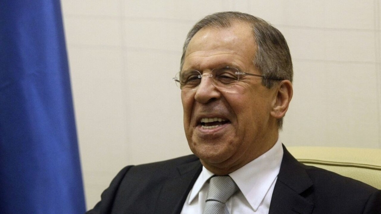 Prestrelka pokračuje. Na zlodejovi aj čiapka horí, odkazuje Lavrov Turkom
