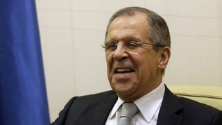 Prestrelka pokračuje. Na zlodejovi aj čiapka horí, odkazuje Lavrov Turkom