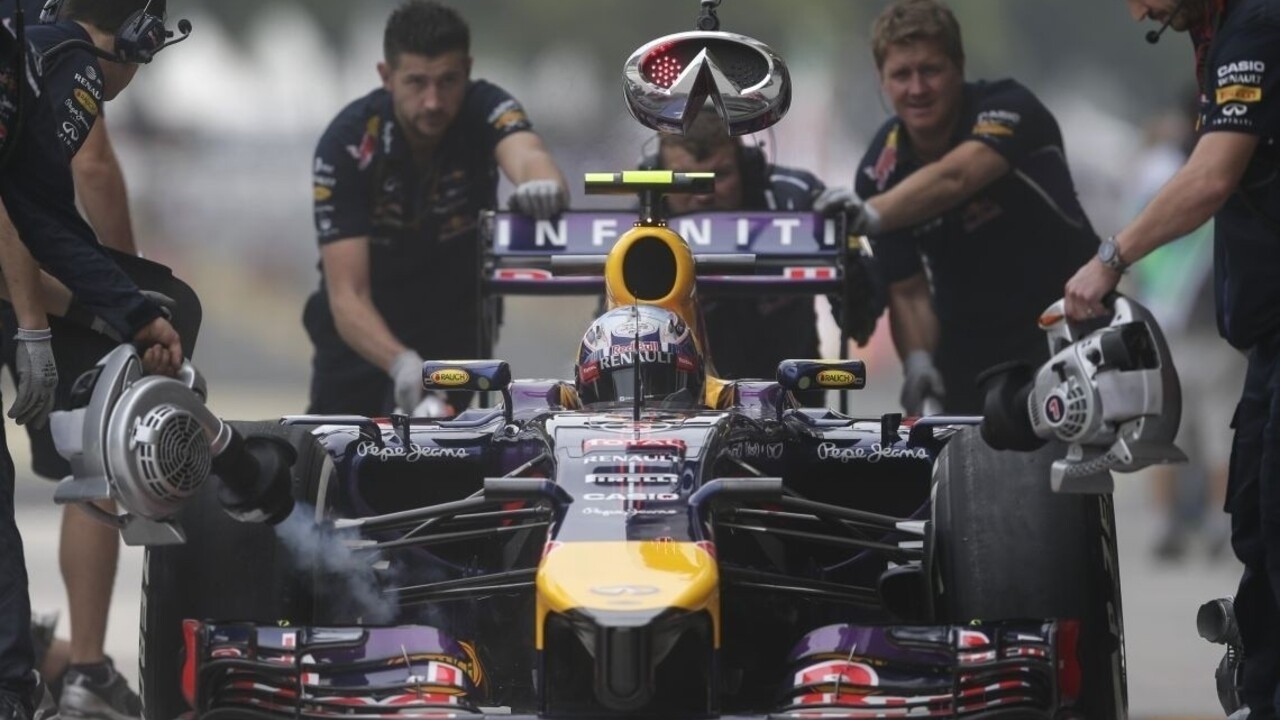 Tím Red Bull bude v nasledujúcej sezóne hnať motor s označením TAG Heuer