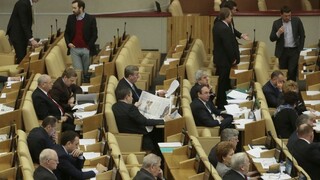 Rusko môže ignorovať verdikty medzinárodných orgánov, rozhodla Duma