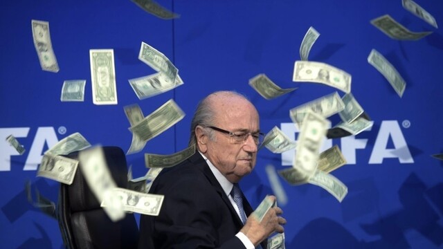 Šéfa FIFA vyšetrujú Američania, mal vedieť o úplatkoch