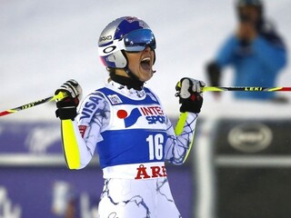Vonnová vyhrala obrovský slalom v Aare, Hirscher vo Val d'Isere