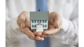 Úvery a hypotéky by mali byť lacnejšie, ECB znížila depozitnú sadzbu