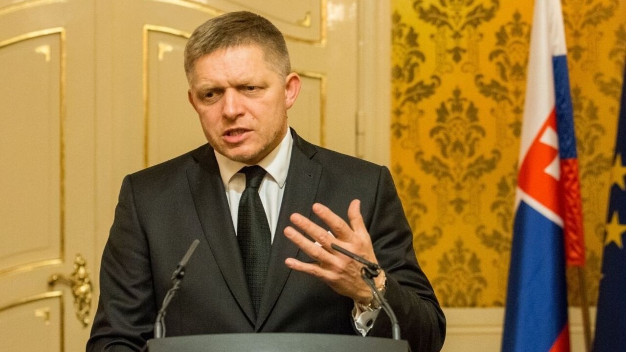 Fico očakáva od Land Roveru nadpriemerné platy, sľubuje mu dostatok pracovnej sily