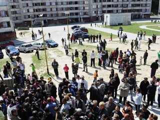 Realita v osadách: Bitky a týranie žien sú na dennom poriadku