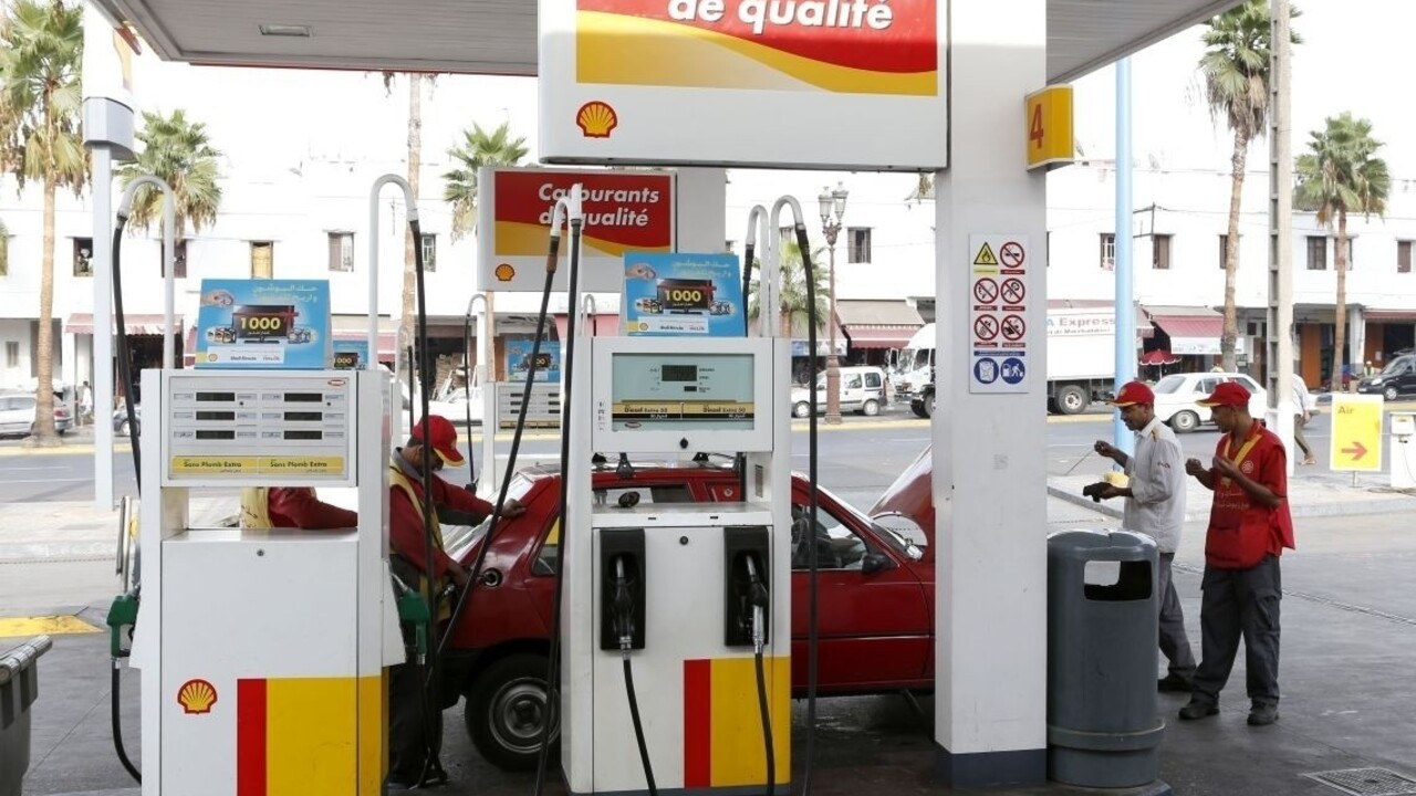 Ropná spoločnosť Shell plánuje prepustiť tisíce pracovníkov