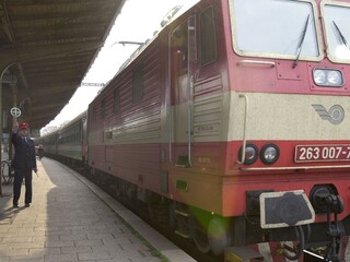 Železnice cez sviatky posilnia spoje, pribudnú InterCity aj osobné vlaky