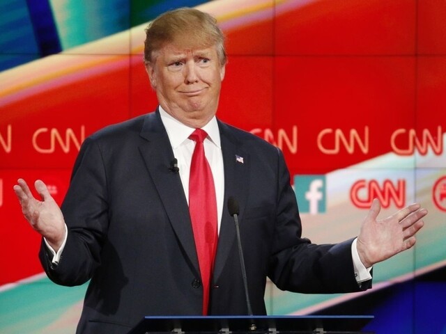 Trump by teroristom zavrel internet, obhajoval aj výrok o moslimoch