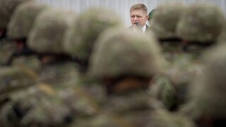 Protiteroristické opatrenia za štvrť miliardy posilnia armádu aj políciu